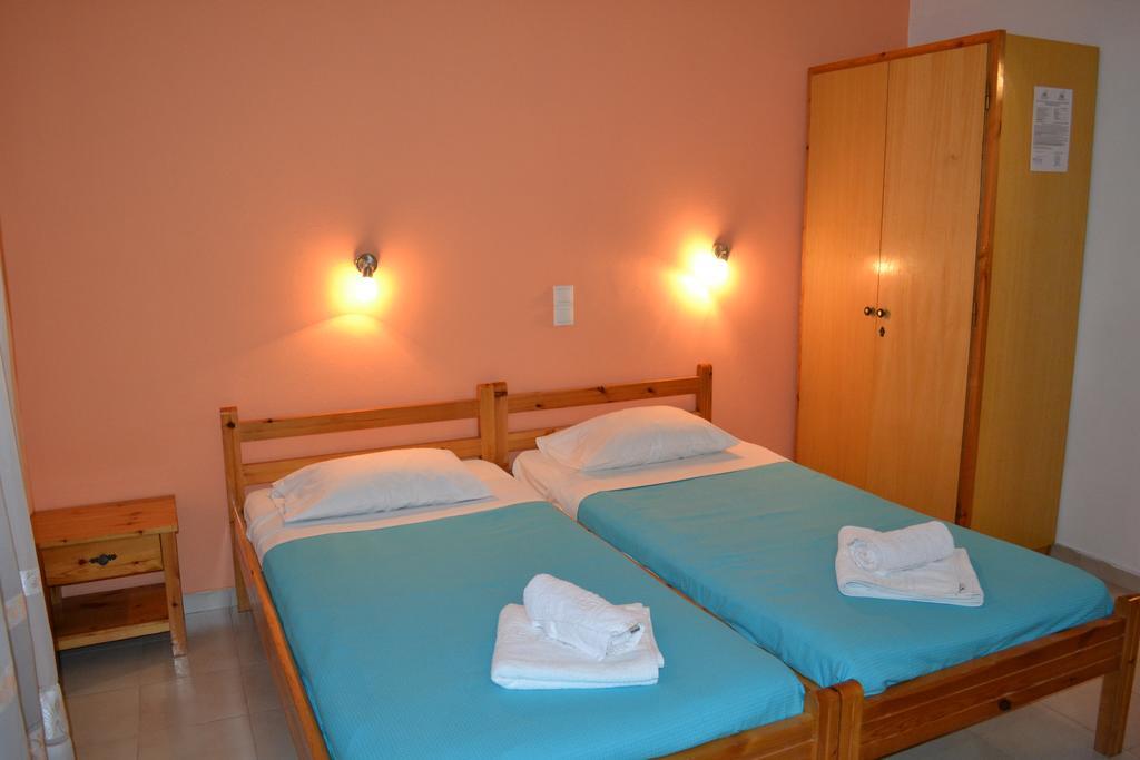 Salvanos Residence Ypsos Room photo