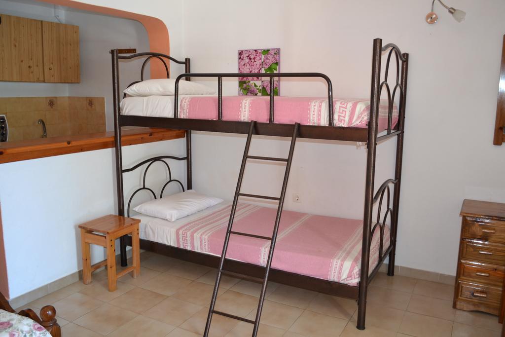 Salvanos Residence Ypsos Room photo
